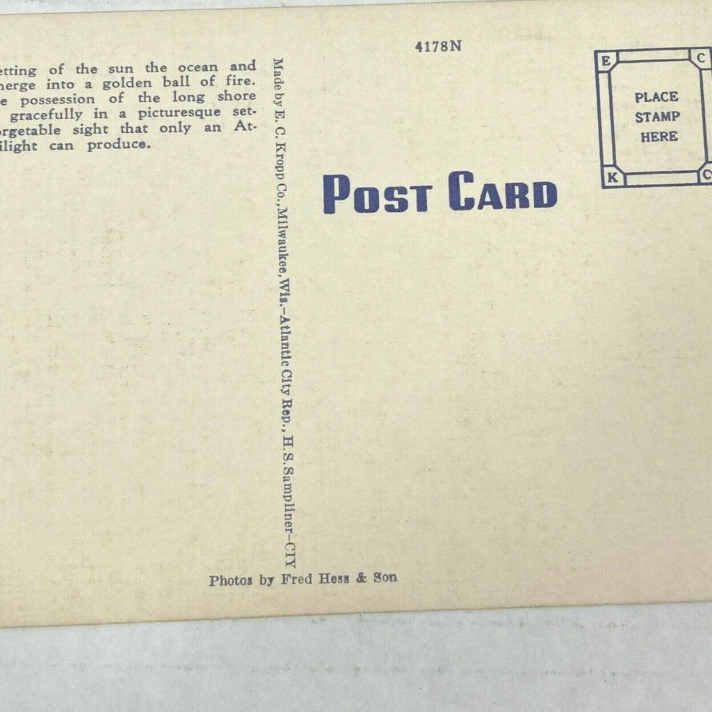 Vintage Postcard Atlantic City Beach Sunset Seagulls New Jersey USA Unposted‎